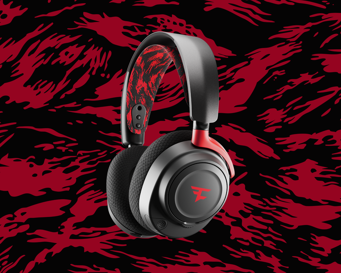 SteelSeries Arctis Nova 7 Faze Clan Wireless Gaming Headset